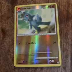 Machop 86/130 Diamond and Pearl Reverse Holo Pokemon Card *Excellent Condition* - Image 1