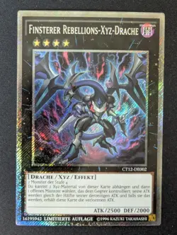 Finsterer Rebellions-Xyz-Drache CT12-DE002 Platinum Secret Rare DE NM YUGIOH - Image 1