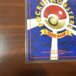 Pokemon Scyther Red/Green Gift Set Holo Swirl Uncommon Japanese No.123 1996 - Image 4