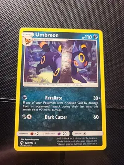 Umbreon 120/214 Lost Thunder Rare Pokemon Card - Image 1