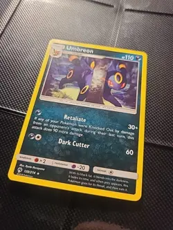 Umbreon 120/214 Lost Thunder Rare Pokemon Card - Image 2