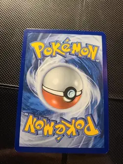 Umbreon 120/214 Lost Thunder Rare Pokemon Card - Image 3