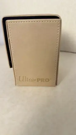 Vintage 2010 ULTRA PRO Magic The Gathering MTG Off White Mana Flip Deck Box - Image 2