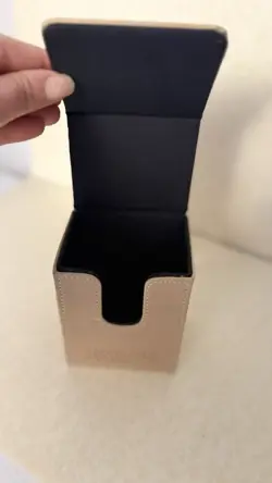 Vintage 2010 ULTRA PRO Magic The Gathering MTG Off White Mana Flip Deck Box - Image 3