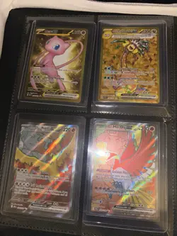 Pokemon Binder Lot collection - Charizards - Pikachu’s - Venusaur - Eevee - Image 5