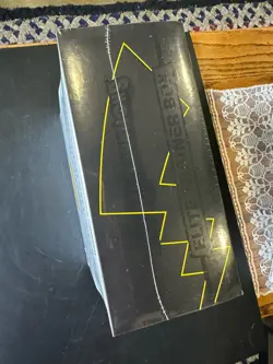 Celebrations ETB Pokemon Elite Trainer Box 25th Anniversary Edition Sealed New - Image 4