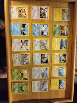 lot of 60 pokemon cards - Image 1