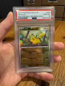 Pikachu Master Ball PSA 10 (025/165 Sv2a: Pokemon Card 151 Holo) - Japanese - Image 2