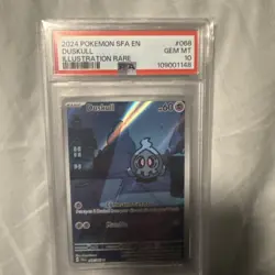 Pokemon 2024 Shrouded Fable Illustration Rare Full Art DUSKULL #068 PSA 10 Gem - Image 1