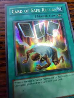 YUGIOH TCG CARD OF SAFE RETURN LON-029 ULTRA 1ST EDITION MP - Image 2