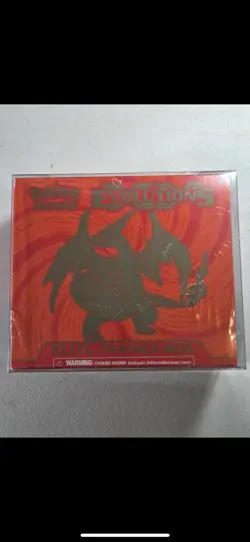 Charizard Pokemon xy evolutions elite trainer box - Image 1