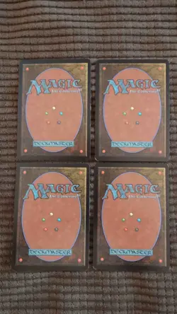 Magic: the Gathering / MtG Whispersilk Cloak x4 Darksteel - Image 2