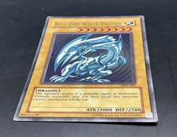 Blue-Eyes White Dragon SDK-001 Ultra Rare Yu-Gi-Oh - Image 2