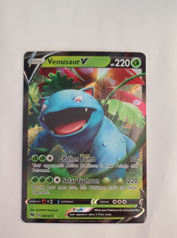 Pokemon 2020 Champion's Path Venusaur V 1/73 NM - Image 1