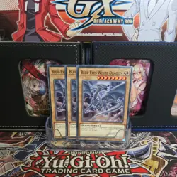 3 X Blue-Eyes White Dragon Common SDWD-EN003 Yu-Gi-Oh! - Image 1