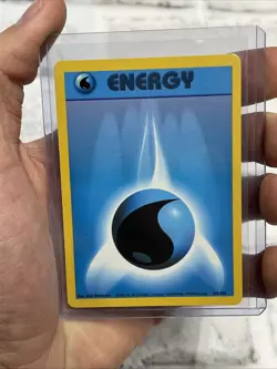 Pokemon Water Energy 102/102 Base Set Pokemon Card WOTC Vintage NM/MT Nintendo - Image 1