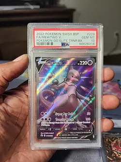 Mewtwo V SWSH229 SWSH: Sword & Shield Promo Cards Holo - Image 1