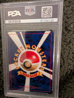 1996 POKEMON BASE SET JAPANESE #35 CLEFAIRY-HOLO PSA 8 - Image 2