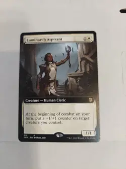 Luminarch Aspirant (Extended Art) Zendikar Rising Regular - Image 1