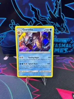 Pokemon - Gyarados - Burning Shadows - Holo - 033/147 - NM - Image 1