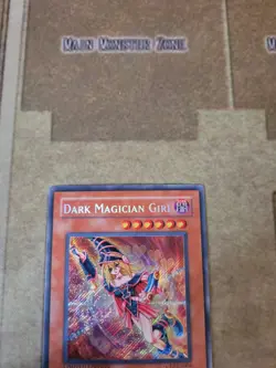 YUGIOH DARK MAGICIAN GIRL CT2-EN004 SECRET LIMITED ED NM ALT ART - Image 3