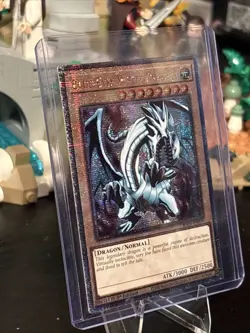 Yu-Gi-Oh! TCG Blue-Eyes White Dragon Quarter Century Secret Rare RA03-EN079 - Image 3