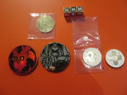 POKEMON LIMITED EDITION JOB LOT OF GOLD DICE/TOKENS/COINS - Image 1