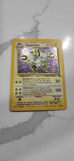 Pokemon TCG Magneton Fossil 11/62 Holo Unlimited Holo Rare - Image 2