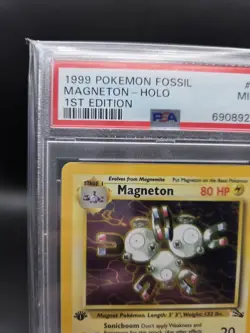 1999 Pokemon Fossil 1st Edition Magneton Holo #11 PSA 9 - Image 2