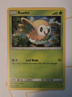 Rowlet Promo Holo Pokemon TCG Card SM153 NM 2018 Sun & Moon - Image 1