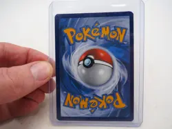 POKEMON FLAREON V SWSH179 BLACK STAR PROMO CARD - Image 2