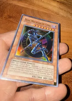 YuGiOh! Dark Magician Of Chaos/Magier Des Schwarzen Chaos IOC-065 1st PRINTLINE - Image 2