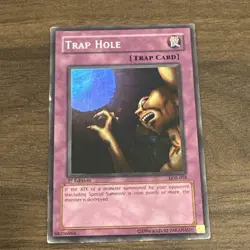 Yugioh Trap Hole LOB-058 Super Rare 1st Edition US Version MP 🕳 - Image 2