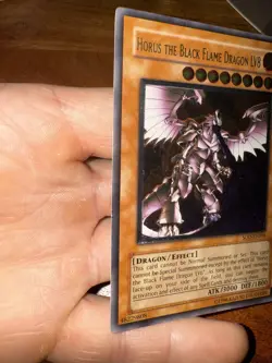 Yu-Gi-Oh! Horus der Schwarzflammendrache LV8 Ultimate Rare SOD-EN008 - Image 2