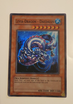 1996- Yu-Gi-Oh - Holo-Card - - Levia-Dragon-Daedalus - HL1-EN004 - Image 1