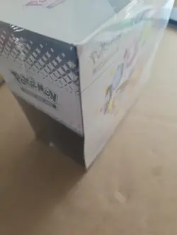 Pokemon Prismatic Evolutions Elite Trainer Box (ETB) SEALED *IN HAND* - Image 4