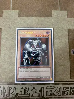 YUGIOH SUMMONED SKULL SBC1-EN101 SECRET 1ST ED NM SPEED DUEL - Image 1