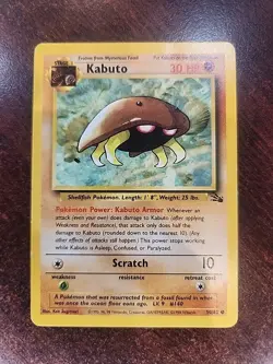 Kabuto Fossil Non Holo Pokemon Card WOTC NM - Image 1