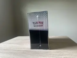 Pokemon TCG Prismatic Evolutions ETB Elite Trainer Box Sealed (MINOR TEAR) - Image 4