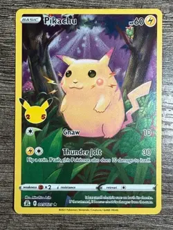 POKEMON FULL ART PIKACHU 005/025 RARE CELEBRATIONS 2021 LP + ARCEUS SLEEVE - Image 1
