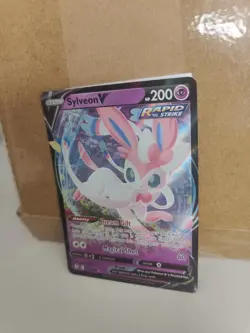 Pokemon TCG Sylveon v Evolving Skies Holo Ultra Rare Card 074/203 LP-NM - Image 4