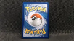PIKACHU V 043/185 HOLO V RARE VIVID VOLTAGE POKEMON NM - Image 2