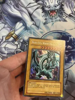 YUGIOH Blue-Eyes White Dragon BPT-009 Secret Rare Unlimited LP (STL) - Image 3