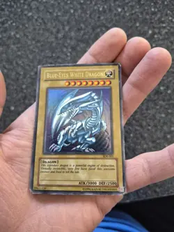Yu-gi-oh Tcg Blue Eyes White Dragon Sdk-001 unlimited Dmg - Image 3