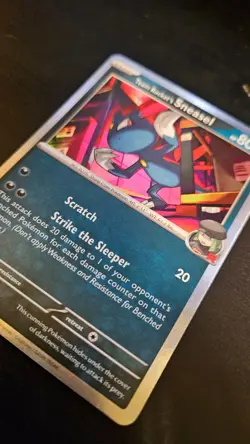 Team Rocket's Sneasel 128/182 Holographic Pokemon card - Image 1