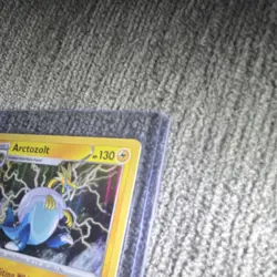 Pokemon Arctozolt 066/189 Darkness Ablaze Stage 1 130 HP Rare Holo TCG Card - Image 3