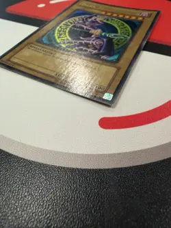 Konami Dark Magician SDY-006 Starter Deck: Yugi Ultra Rare Holo 2500ATK 2100DEF - Image 3