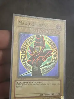 Mago Oscuro [Dark Magician] 1st Ed SYE-SP001 | SUPER RARE Yugioh Card Spanish - Image 2