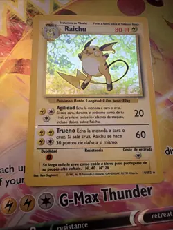 Spanish Holo Raichu Base Set 14/102 Pokemon Card HOLOGRAPHIC RARE WOTC 1999 Mp - Image 1