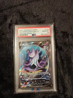 Pokemon TCG Galarian Articuno V 170/198 Chilling Reign Full Art Holo PSA 10 - Image 1